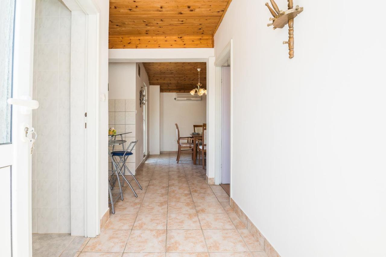 Paula Apartments Vir Dış mekan fotoğraf