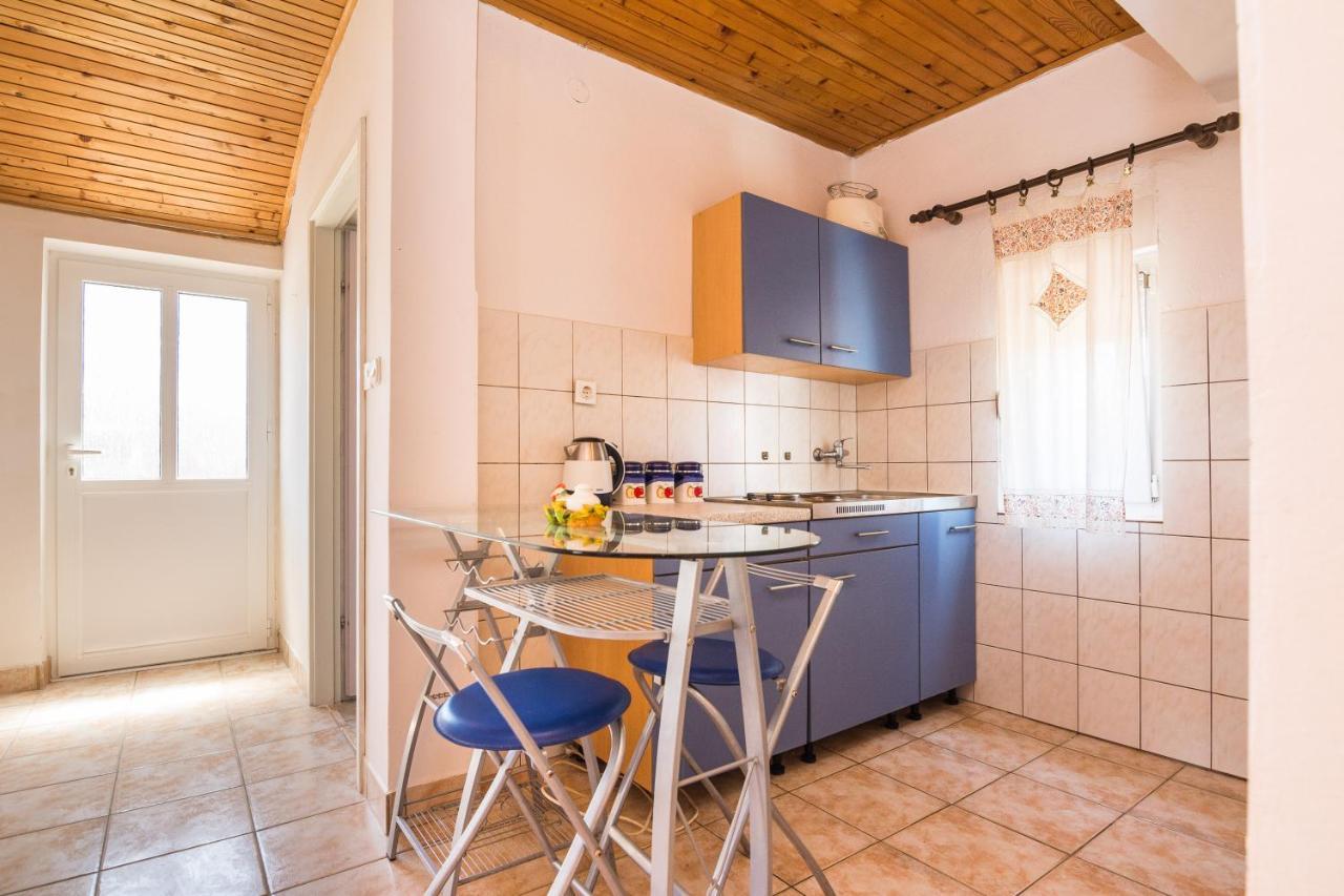 Paula Apartments Vir Dış mekan fotoğraf