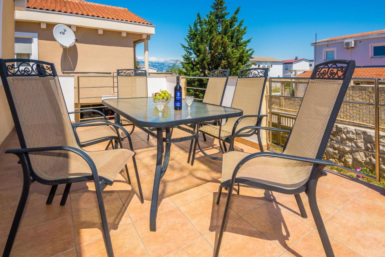 Paula Apartments Vir Dış mekan fotoğraf