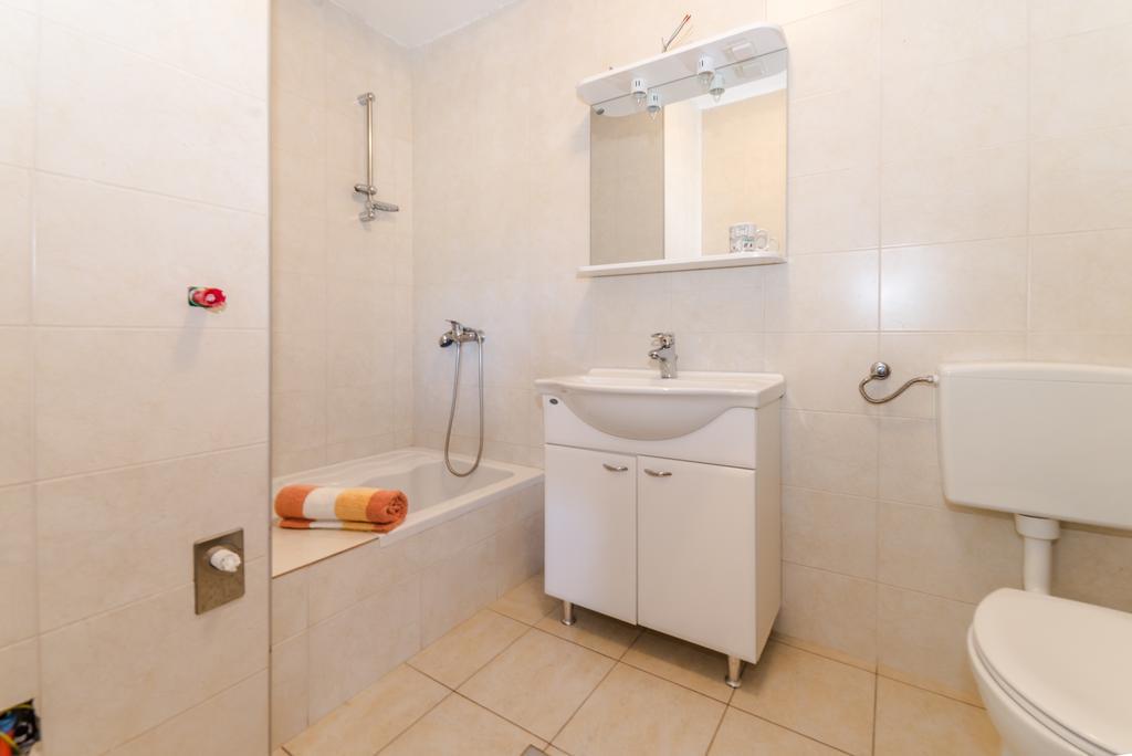 Paula Apartments Vir Dış mekan fotoğraf
