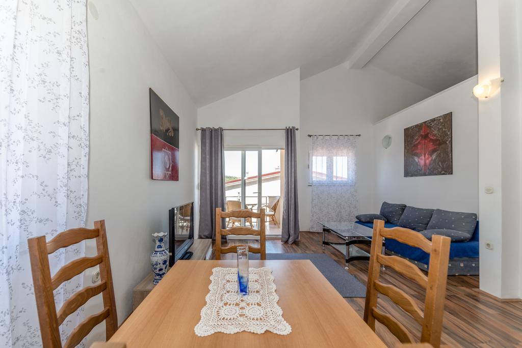 Paula Apartments Vir Dış mekan fotoğraf